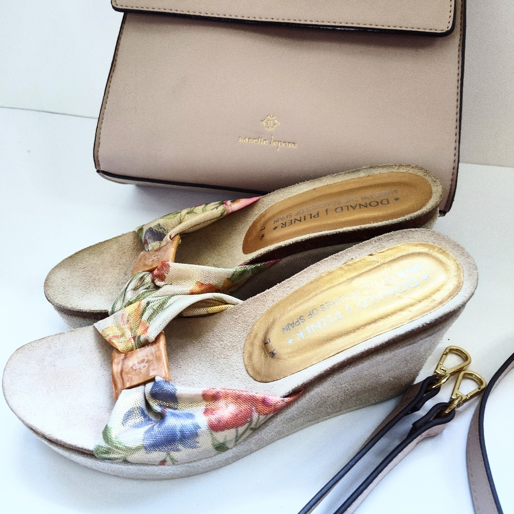 Donald J Pliner wedge sandals